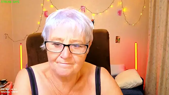Sandra_Snowflake's Live XXX Chat