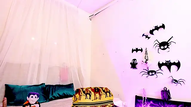 lilahSweet's Live XXX Chat