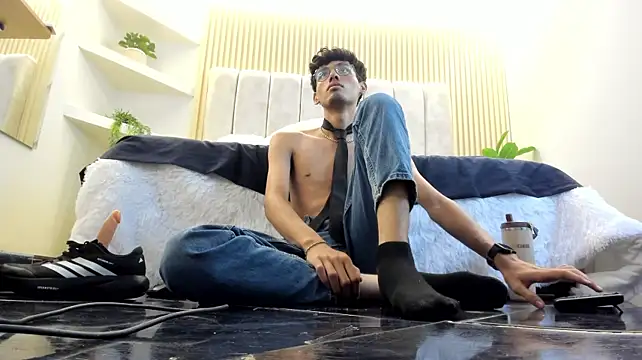 Chat XXX en directo de Ethan_Kay
