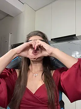  Živý XXX chat CurlyLara