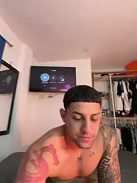 GabrielX77_'s Live XXX Chat