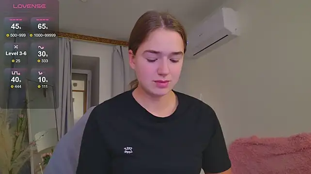 LovelyJessie's Live XXX Chat