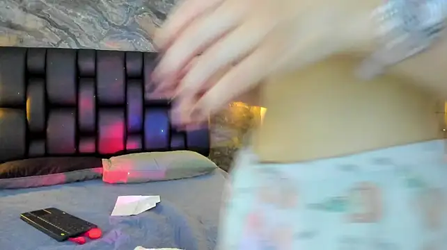 Živý XXX chat _Gold_strawberry