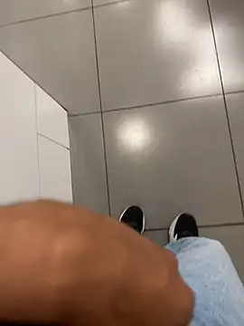 Živý XXX chat liam_bronw