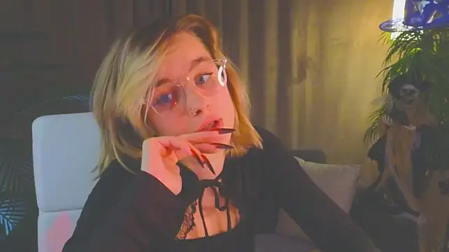 Chat XXX en directo de NoraMoreau