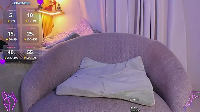 XXX chat uživo modela angel_mozz