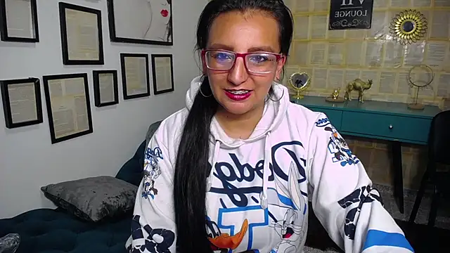 Chat XXX ao vivo de Tania_Monroe