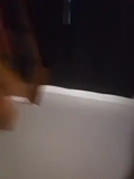 bobby69cock Live XXX-Chat
