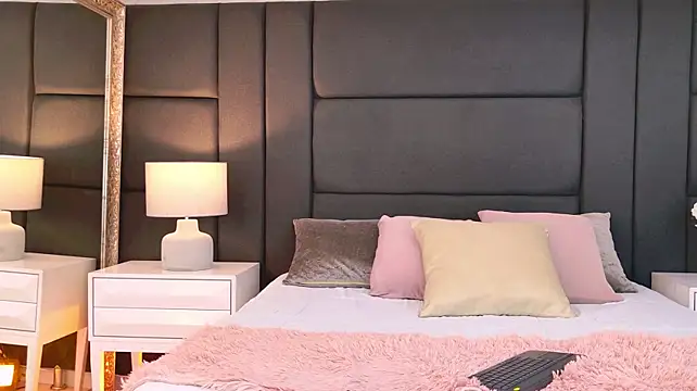Živý XXX chat TaniaMills