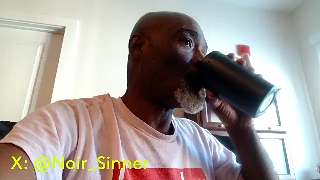 Czat XXX na żywo – sinnernoir