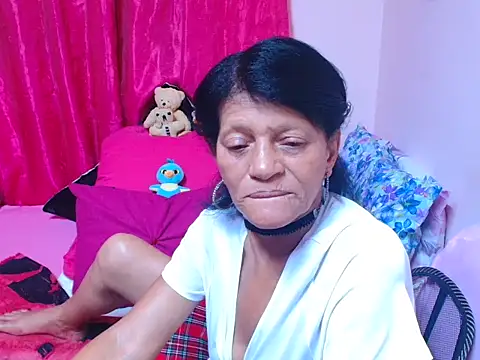 دردشة sluttyrox الجنسية المباشرة
