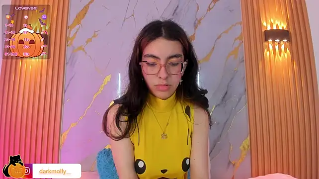 Molly_A – Naživo XXX chat