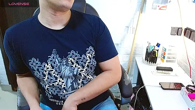 Chat +18 de Realjoel01 ao vivo