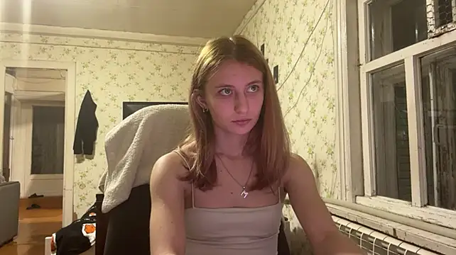 Lisaloveflower's Live XXX Chat