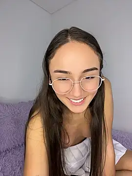 Innerpeace_ Adlı Modelin Canlı XXX Sohbeti