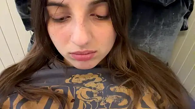 Živý XXX chat ActaedCottage