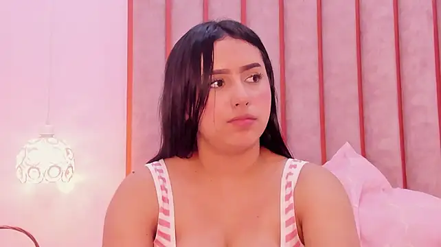 Zoe_Monrow's Live XXX Chat