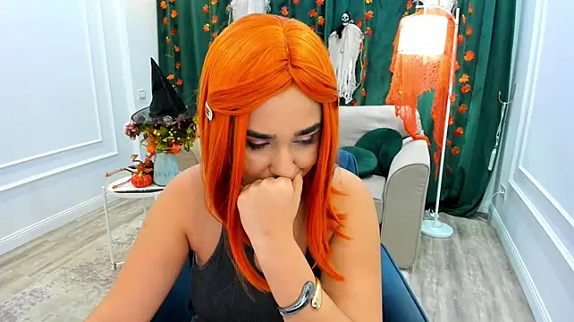 GoldenHeart_1's Live XXX Chat