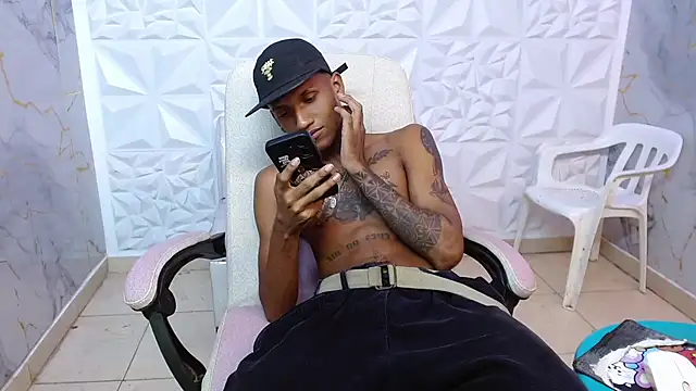 ManSantn Live XXX chat