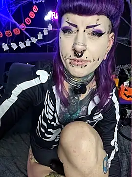 แชท XXX สดของ Purple_Coffin666