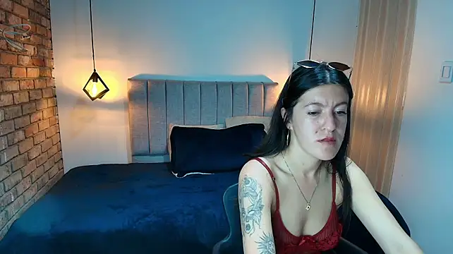 LiaCooper_'s Live XXX Chat