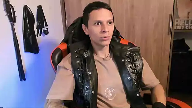 Masterdave7 Adlı Modelin Canlı XXX Sohbeti