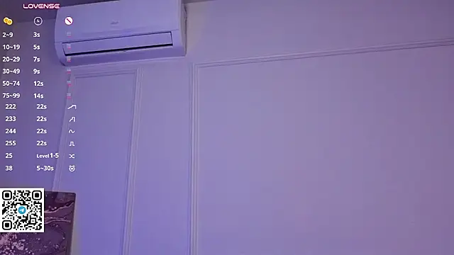 ItsFeliDollのライブXXXチャット