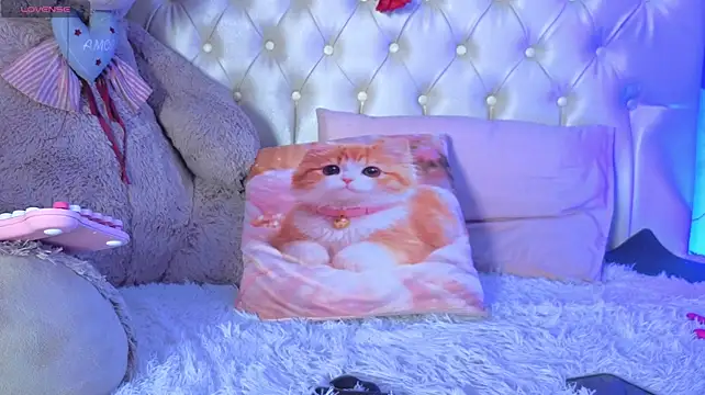 دردشة Luna_Sissy_ الجنسية المباشرة