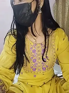 kiaraqueen7 live XXX chat