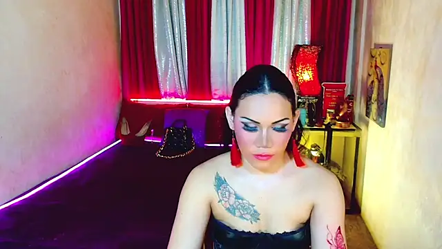 Chat +18 de AsianLuna ao vivo