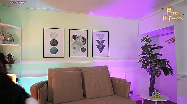 IvyGrabes Adlı Modelin Canlı XXX Sohbeti