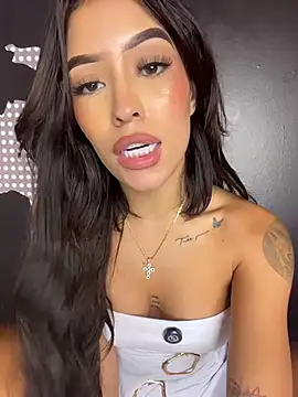 Chat XXX ao vivo de MystiqueXXX