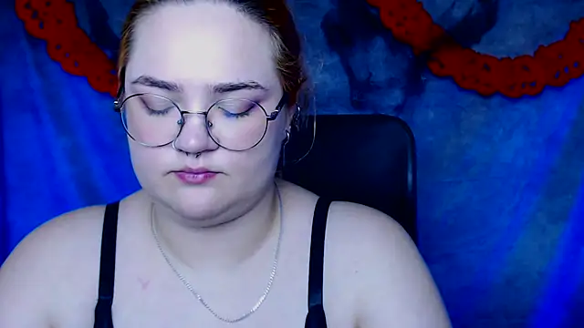 Chat +18 de RinaRiii ao vivo