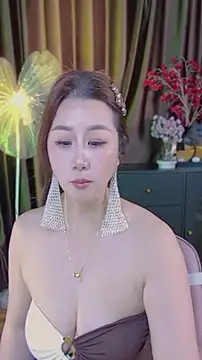xiaoming8866 Adlı Modelin Canlı XXX Sohbeti
