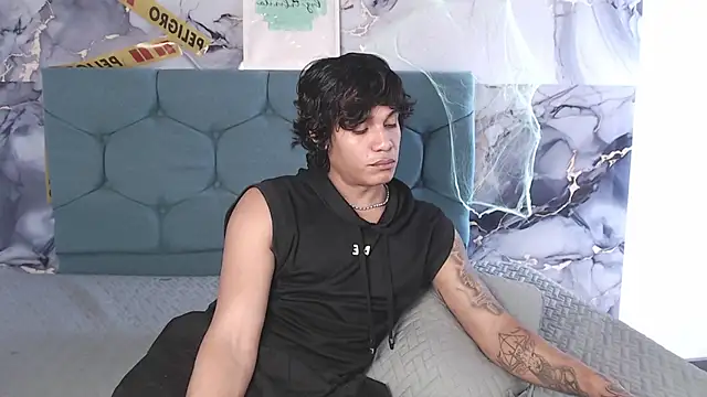 MaximilianRoth Chat XXX live