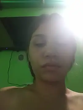 Vyxotic's Live XXX Chat