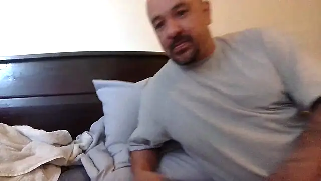 XXX chat uživo modela upinyou7