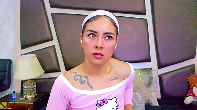 צ'אט XXX בשידור חי של NicoleEsposito