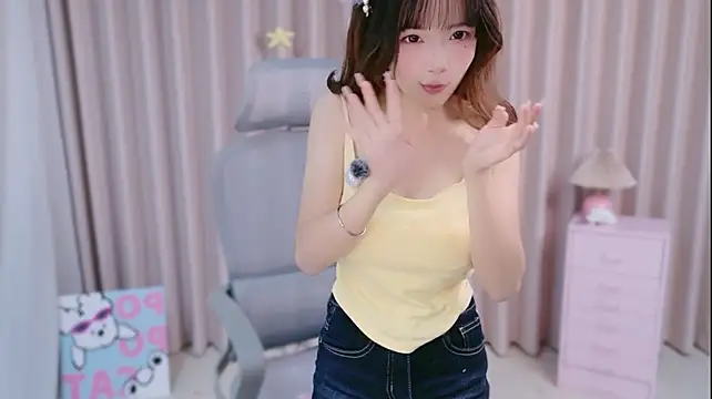 TangTang-1's Live XXX Chat
