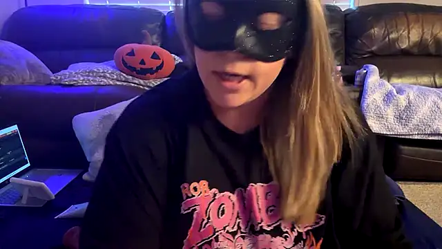 BellaBaeLoves2Play – Naživo XXX chat