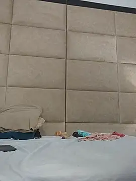 MiiaKiss' Live XXX Chat