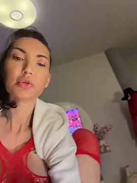 KiraRebyt Chat XXX live