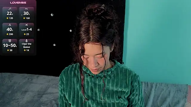 Miaa7Cute's Webcam Show