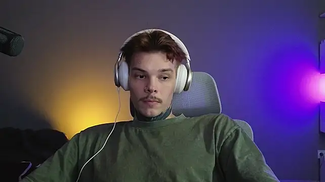 DENIS_HERE XXX чат на живо