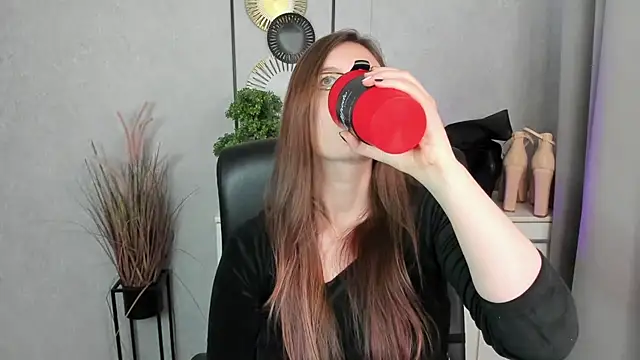 Chat +18 de emmaxDelight ao vivo