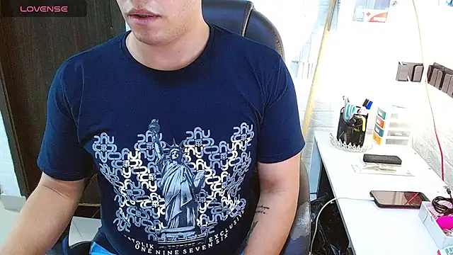 Chat +18 de Realjoel01 ao vivo