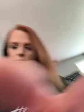 Cutetrans90's Live XXX Chat