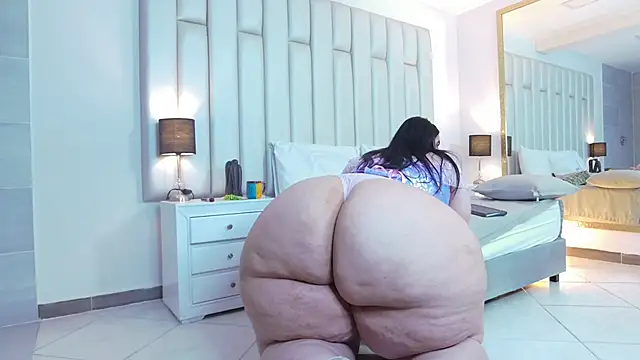 Chat +18 de aandreaperez ao vivo