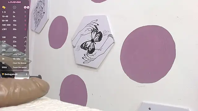 دردشة Aiuny_Queens الجنسية المباشرة