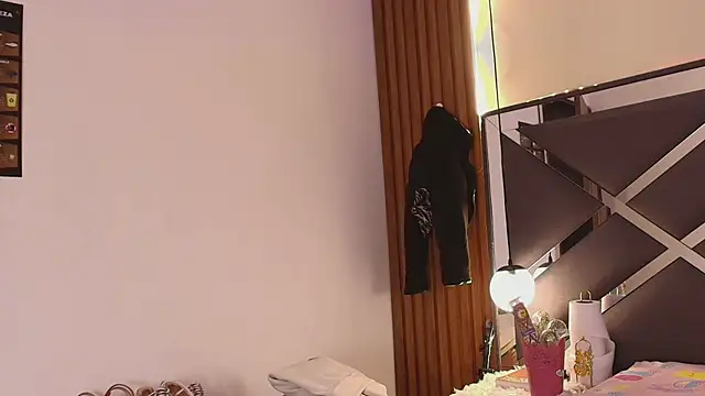 دردشة Bratz_x الجنسية المباشرة